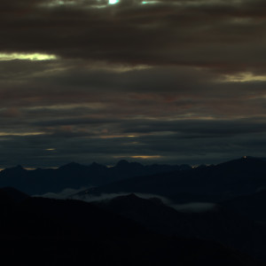 Prealpi Trevigiane e Dolomiti Bellunesi sullo sfondo